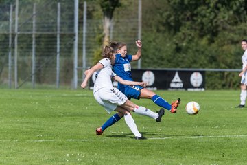 Bild 38 - F SV Henstedt Ulzburg II - SSC Hagen Ahrensburg : Ergebnis: 0:4